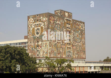 Central Library of the UNAM University, Mexico City Stock Photo - Alamy