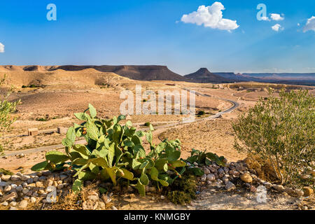 Landscape near Doiret village in South Tunisia Stock Photo