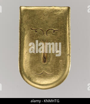 Gold Belt Buckle and Strap End MET DP30221 470278 Stock Photo