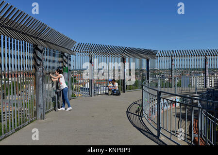 berlin volkspark humboldthain aircraft tower anti park germany alamy mineral grove national spring flakturm zoo
