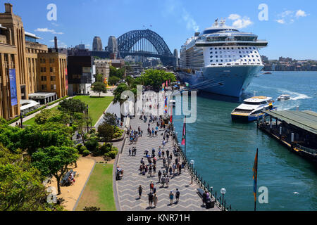Elevated view of west side of Circular Quay, with cruise ship berthed at Overseas Passenger Terminal, Sydney, New South Wales, Australia Stock Photo