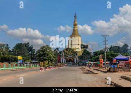 Shwemawdaw Pagoda, Bago, Myanmar, Asia Stock Photo