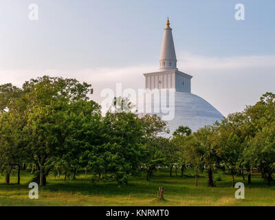 The Ruwanwelisaya Stupa Park in Anuradhapura, Sri Lanka Stock Photo