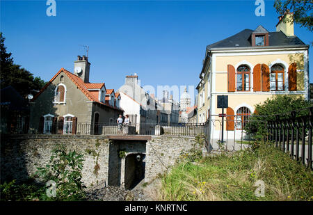 Boulogne-sur-Mer (northern France): ramparts in the Old Town. Fortifications and properties Stock Photo