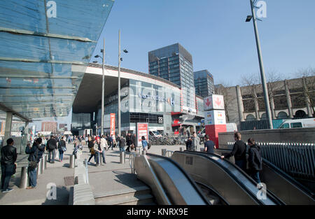 Lille (northern France):  Lille-Flandres metro station. In the background, the Euralille shopping centre Stock Photo