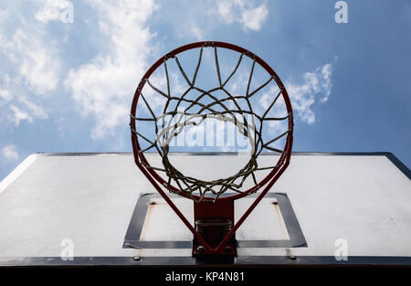 Basketball hoop on a overcast day Stock Photo - Alamy