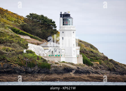 St Anthony's Head lighthouse on St Anthony Head on the Roseland peninsula near Falmouth in Cornwall UK Stock Photo