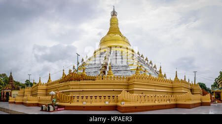 Maharzedi Pagoda. It is located in Bago city, Myanmar Stock Photo