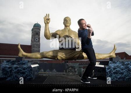 Munich, Germany. 14th December, 2017. Actor Jean-Claude Van Damme poses during a press conference in Munich, 14 December 2017. Van Damme is going to play the lead character in Amazon's new series 'Jean-Claude van Johnson'. Photo: Tobias Hase/dpa/Alamy Live News Stock Photo