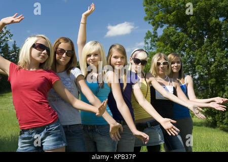 Model release, Jugendliche Maedchen - teenage girls Stock Photo