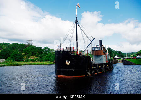 VIC 96 Steamer on Crinan Canal Stock Photo