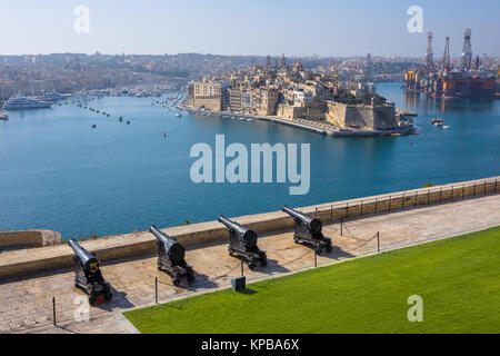 Upper Barrakka Gardens & Saluting Battery with cannons in Valletta, Malta Stock Photo