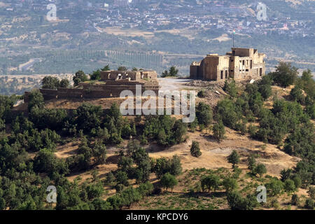 Destroyed mansion of former dictator President Saddam Hussein on a hill in northern Iraq, Kurdish Autonomy Region, Iraq Stock Photo