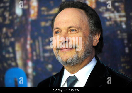 NEW YORK, NY - FEBRUARY 15: Jim Carrey attends SNL 40th Anniversary Celebration at Rockefeller Plaza on February 15, 2015 in New York City.   People:  Billy Crystal Stock Photo