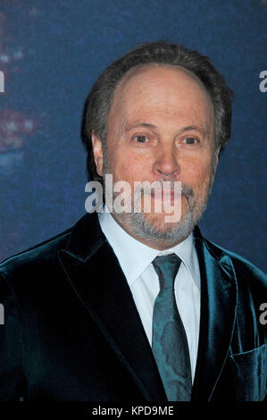 NEW YORK, NY - FEBRUARY 15: Billy Crystal attends the SNL 40th Anniversary Celebration at Rockefeller Plaza on February 15, 2015 in New York City.  People:  Billy Crystal Stock Photo