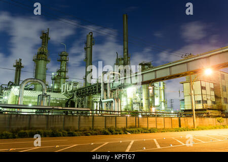 Factories in Kawasaki at night Stock Photo