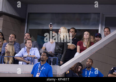 FLUSHING NY- SEPTEMBER 04:  Gwen Stefani, Day eleven of the 2014 US Open at the USTA Billie Jean King National Tennis Center on September 4, 2014 in the Flushing neighborhood of the Queens borough of New York City  People:  Gwen Stefani Stock Photo