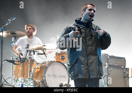 liam gallagher performing sheffield octagon oasis live centre alamy brighton 15th dec his