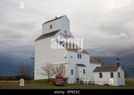 Restored grain elevator in a Saskatchewan prairie town; Val Marie, Saskatchewan, Canada Stock Photo