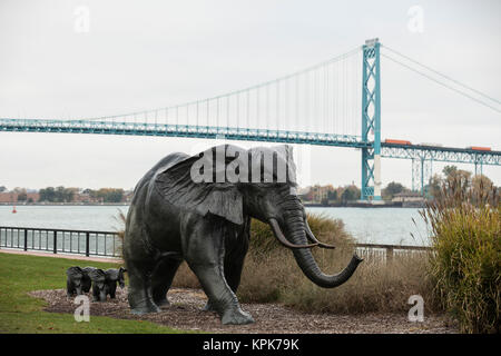 Tembo elephant sculpture by artist Derrick Stephan Hudson at Sculpture park Windsor Ontario Canada Stock Photo
