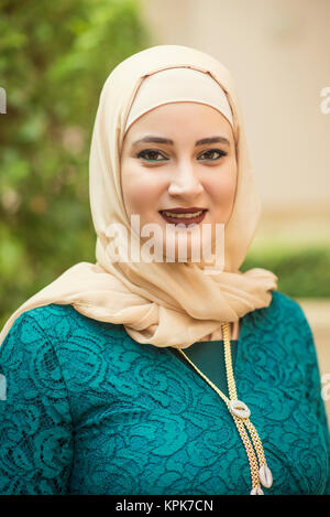 Smiling Muslim woman wearing Hijabi Stock Photo - Alamy