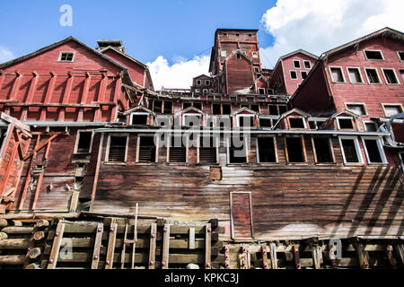 The mill at the Kennecott Mine, Wrangell-St. Elias National Park Stock Photo