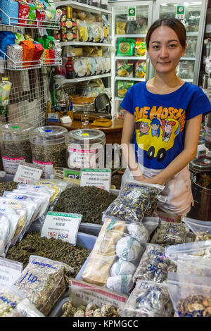 Bangkok, Thailand.  Tea Vendor in the Chinese Food Market. Stock Photo