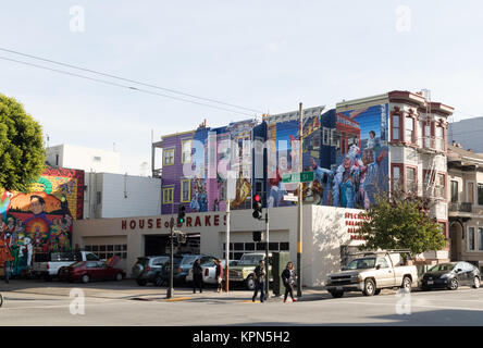 Known as “Golden Dreams of the Mission,” the 'Carnaval' mural is located on the corner of 24th St., and South Van Ness Ave. in the Mission District of Stock Photo