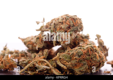 Cannabis marihuana blüten in kleinem Beutel Drogen Nahaufnahme Stock Photo