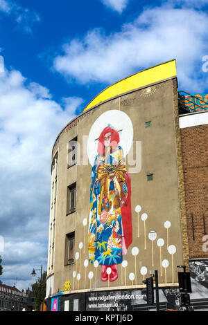 A large colourful mural of a geisha on a building facade by Core246 and Kaes above the Red Gallery in Shoreditch, London, UK Stock Photo