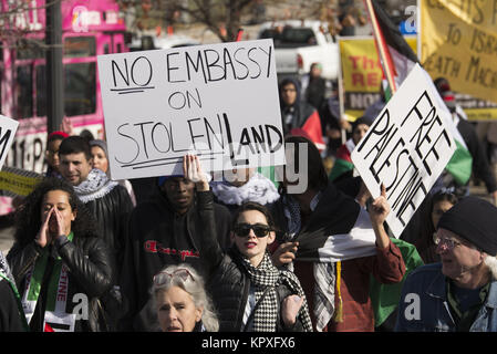 Atlanta, Georgia, USA. 16th Dec, 2017. protesters gathered in Atlanta for rallies and a march to express opposition to U.S. 16th Dec, 2017. President Donald Trump's announcement that the U.S. embassy in Israel would be moved to Jerusalem. The protest was organized by the Jewish Voice for Peace - Atlanta Chapter. Credit: Steve Eberhardt/ZUMA Wire/Alamy Live News Stock Photo