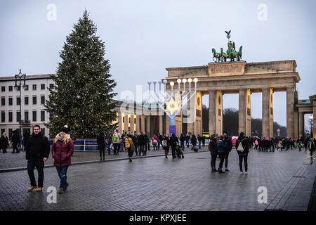 Germany, Berlin.16th December 2017. Christmas Tree & Hanukkah Menorah Candelabra in front of Brandenburg Gate. Eden Breitz/Alamy Live News Stock Photo