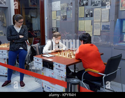 Alina Kashlinskaya Nos Super-finais Do Campeonato Da Xadrez Do Russo Imagem  de Stock Editorial - Imagem de jogo, povos: 106527999