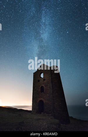 The night sky and Milky Way over Wheal Coates tin mine on the Cornish Coast Stock Photo