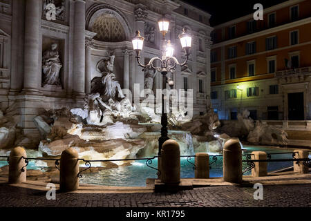 Fontana di Trevi fountain at night Rome Italy Stock Photo