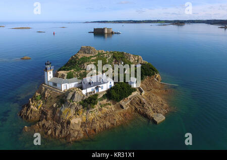 Aerial view of Louet Island in the Bay of Morlaix, Carantec (Brittany, north-western France) with the lighthouse, the keeper's house Stock Photo