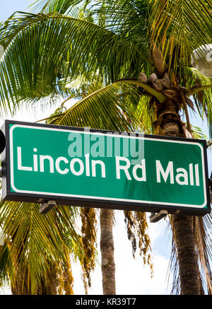 Lincoln Road Mall street sign located in Miami Beach Stock Photo