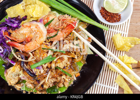 Stir fried Seaweed glass line with Shrimp (Pad Thai) Stock Photo