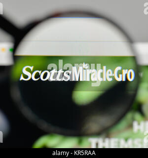 Milan, Italy - November 1, 2017: Scotts Miracle-Gro logo on the website homepage. Stock Photo