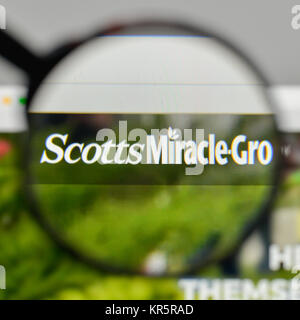 Milan, Italy - November 1, 2017: Scotts Miracle-Gro logo on the website homepage. Stock Photo