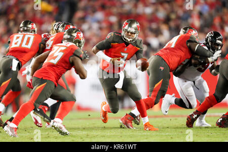 Tampa, Florida, USA. 18th Dec, 2017. MONICA HERNDON | Times.Tampa Bay Buccaneers quarterback Jameis Winston (3) moves to hand the ball off during the first quarter against the Atlanta Falcons in Tampa, Fla. on Monday, Dec. 18, 2017. Credit: Monica Herndon/Tampa Bay Times/ZUMA Wire/Alamy Live News Stock Photo