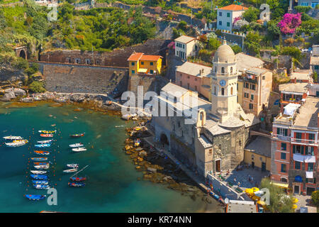 Vernazza, Cinque Terre, Liguria, Italy Stock Photo