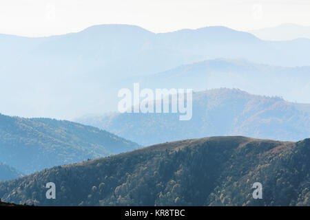 Ukraine, Zakarpattia region, Rakhiv district, Carpathians, Chornohora, Mountain landscape with mist Stock Photo