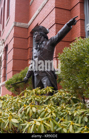 John Stark statue outside City Hall building in Manchester NH Stock Photo