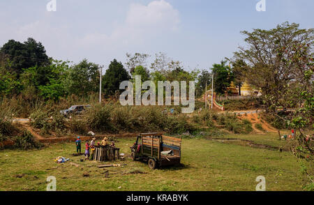 Shan, Myanmar - Feb 23, 2016. People working on the field in Shan State, Myanmar. Shan State, with many ethnic groups, is home to several armed ethnic Stock Photo