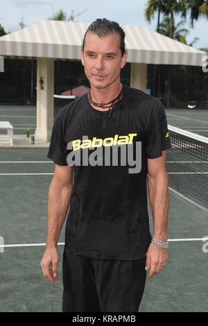 BOCA RATON, FL - NOVEMBER 20: Chris Evert playing Tennis at The Boca Raton Resort Tennis Center for the 26th Annual Chris Evert/Raymond James Pro-Celebrity Tennis Classic, Boca Raton, Florida.   People:  Chris Evert Stock Photo