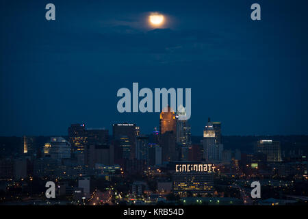 A rare second Full Moon of the month, known as a 'Blue Moon', is seen over Cincinnati on Friday, Aug. 31, 2012. The family of Apollo 11 Astronaut Neil Armstrong held a memorial service celebrating the his life earlier in the day in Cincinnati. Armstrong, the first man to walk on the moon during the 1969 Apollo 11 mission, died Saturday, Aug. 25. He was 82. Photo Credit: (NASA/Bill Ingalls) Neil Armstrong family memorial service (201208310018HQ) Stock Photo
