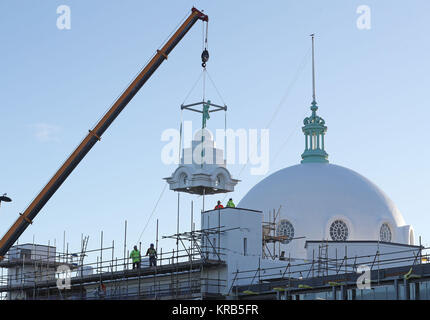 One of the two dancing ladies is returned to the Spanish City Dome in Whitley Bay, Tyne and Wear, as part of a &pound;14m restoration and re development project. Stock Photo