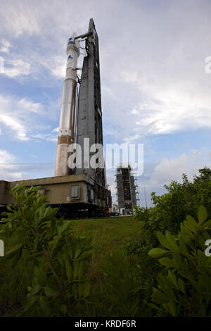 ATlas V (401) with RBSP on board back on its way from Launch Pad 41 to the VIF Stock Photo