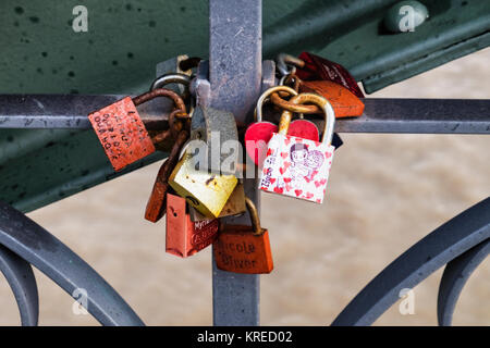 Frankfurt, Germany.Love locks on the Eiserner Steg,Iron footbridge,Iron bridge across river Main connects city centre with Sachsenhausen Stock Photo